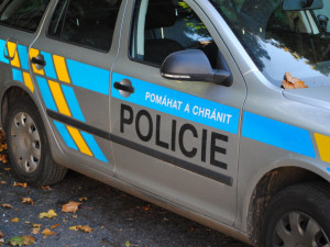 V Olomouci během jediného dne vykradli hned tři auta