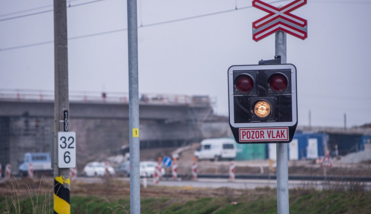 Prostějov si připomíná jednu z nejtragičtějších železničních nehod. Před patnácti lety tam zahynulo pět vojáků