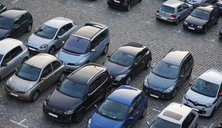 Olomouc chystá novou parkovací politiku