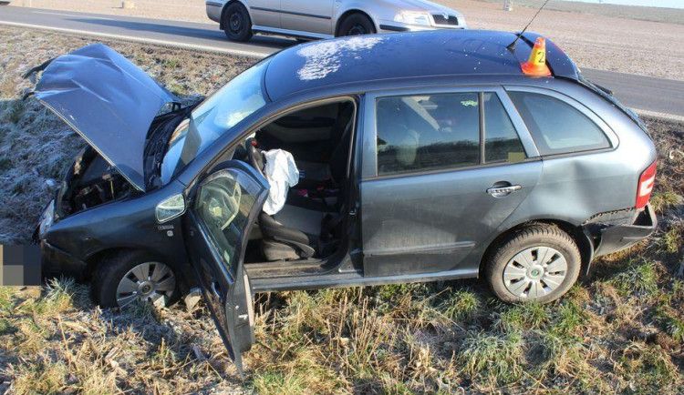 AKTUÁLNĚ: Dvě nehody zkomplikovaly průjezd silnicí mezi Přerovem a Olomoucí