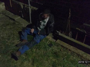 Noční hlídka strážníků zasahovala v Přerově. Zraněný nadýchal přes tři promile alkoholu