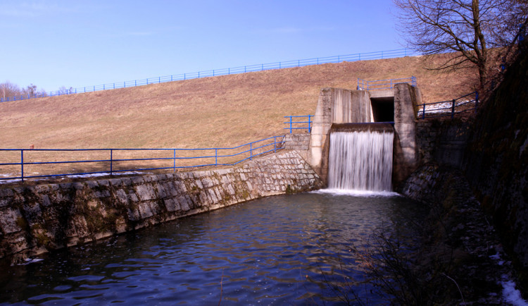 Přehrada v Tršicích se napustí na jaře