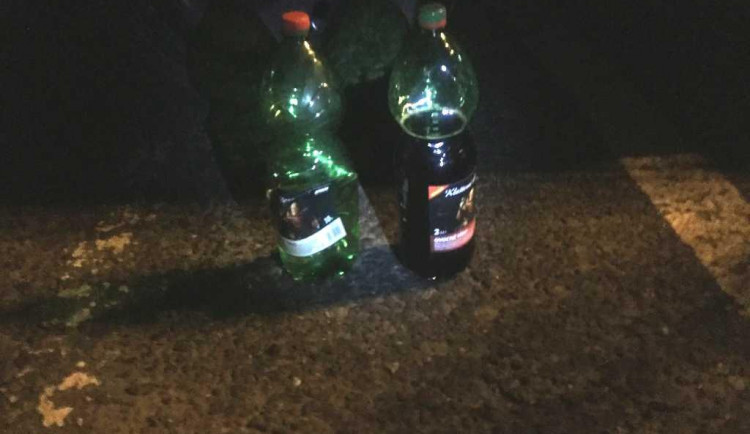 Strážníci překazili večer skupince popíjející alkohol v centru Olomouce