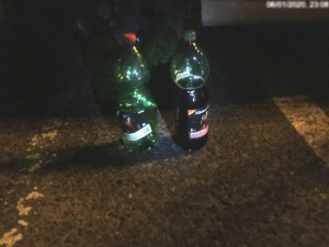 Strážníci překazili večer skupince popíjející alkohol v centru Olomouce