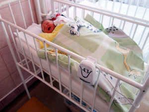 V přerovské nemocnici mají nové přístroje, které budou kontrolovat dech novorozenců