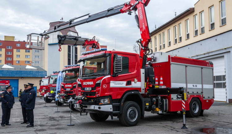Nové automobily pro HZS Olomouckého kraje