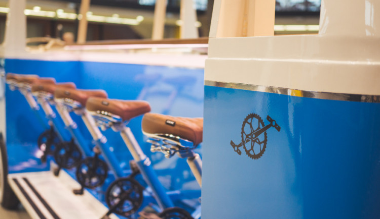 VIDEO: Jak vznikal druhý olomoucký Ološlap Žánek? Jeho výrobu odtajnilo krátké video