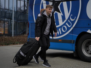 FOTO/VIDEO: Fotbalisté Sigmy Olomouc odcestovali na soustředění do Turecka