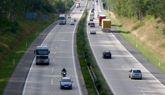 Prověřování zakázky předražený e-shop dálničních známek finišuje, řekl Havlíček v Olomouci