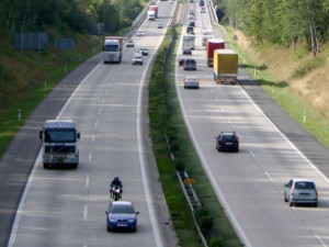 Prověřování zakázky předražený e-shop dálničních známek finišuje, řekl Havlíček v Olomouci