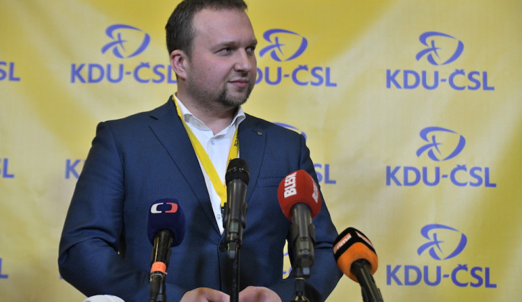 Jako předseda lidovců chci přinést do regionálních problémů více zdravého selského rozumu, říká Jurečka