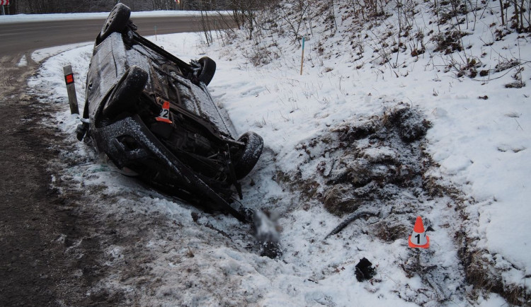 Havárie vozidla u bušína