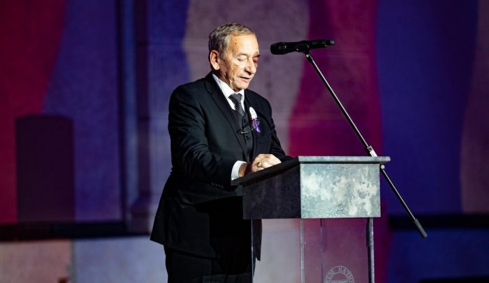 Česko v pondělí uctí památku Jaroslava Kubery vlajkami na půl žerdi i sirénou v pravé poledne