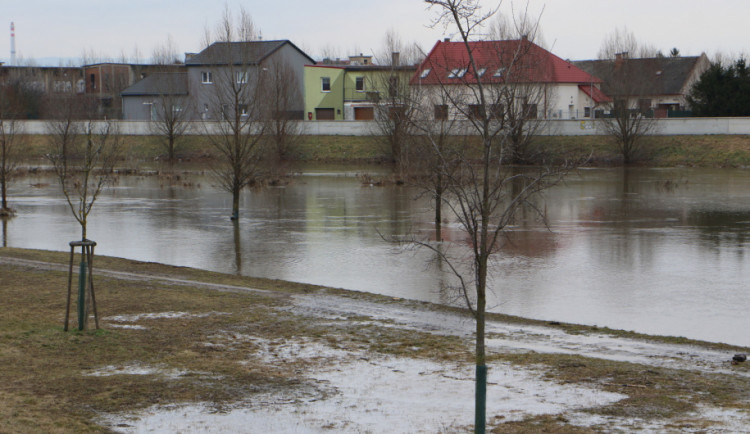 V Olomouci a okolí platil v týdnu stav bdělosti kvůli zvýšeným hladinám řek