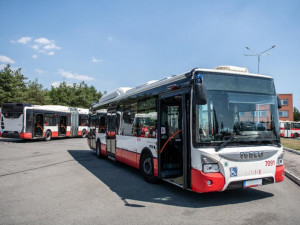 Unikát! Město křižoval autobus poháněný našimi výkaly