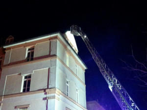 Vichřice v kraji už připravila o elektřinu na sedm tisíc lidí