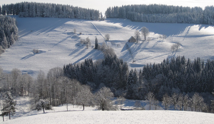 Sněhové podmínky v Jeseníkách se zlepšují, napadlo deset centimetrů