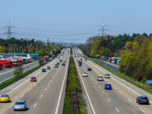 Kraj zaplatí Dluhonicím kompenzaci za zvýšenou zátěž z budoucího provozu na D1