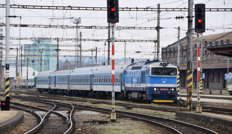 Vlaky mezi Olomoucí a Šternberkem nebudou jezdit od začátku března až do 12. prosince