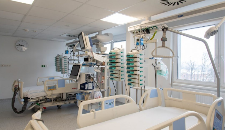 Již rok je v provozu oddělení pro následnou a dlouhodobou intenzivní péči ve FN Olomouc