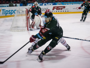 FOTO: Hokejisté Třince vyhráli s Kohouty 2:1