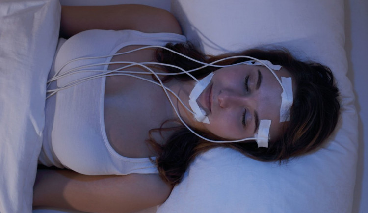 Olomoucká nemocnice zakoupila dva přístroje na léčbu poruchy dýchání ve spánku