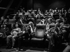 Studentský Pastiche Filmz se neruší, projekce filmu Quality Time proběhne dle plánu