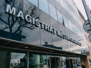 Od pondělí budou zavřeny objekty magistrátu i městské policie