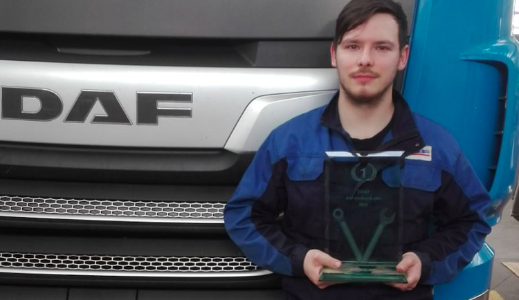 V olomoucké firmě Truck Trade mají nejlepšího mechanika tahačů DAF v Česku