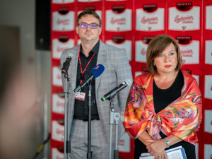 Schillerová po kritice podmínek vyplácení příspěvků OSVČ pravděpodobně návrh upraví