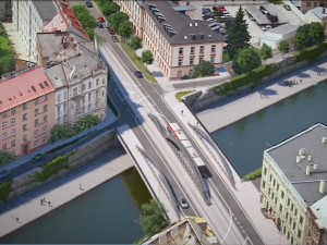 Most na Masarykově třídě je asi na týden uzavřený. Dnes začíná demoliční fáze