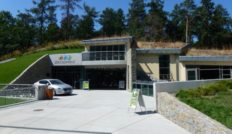 Olomoucké zoo klesly příjmy o více než dva miliony korun