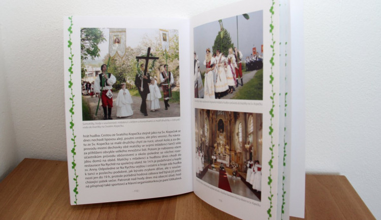 Olomoucký kraj vydal knihu zaměřenou na tradiční velikonoční  lidové zvyky
