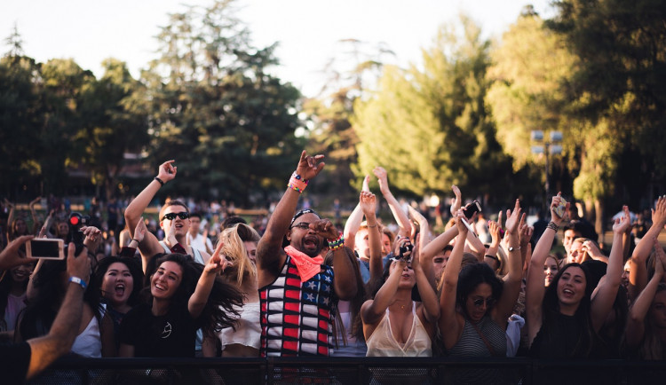 Některé květnové tradiční akce a festivaly se přesunou na podzim