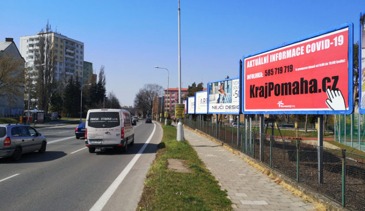 Olomoucká outdoor reklamka ARES CZ poskytla v době pandemie koronaviru plochy zadarmo městu a kraji