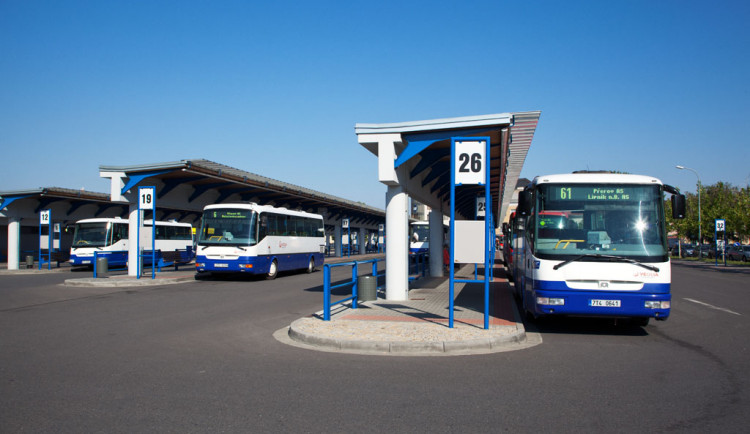 V Přerově končí bezplatná autobusová doprava. Od pondělí zaplatíte i za parkování