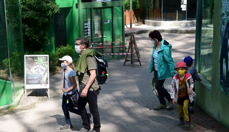 FOTO: Olomoucká zoo se dnes opět otevřela pro veřejnost