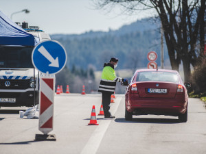 Hranice s okolními státy by se mohly otevřít od července