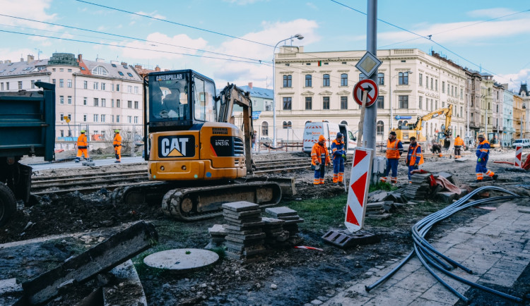 Ve městě se v pondělí uzavře další most. Opravovat se bude do prosince