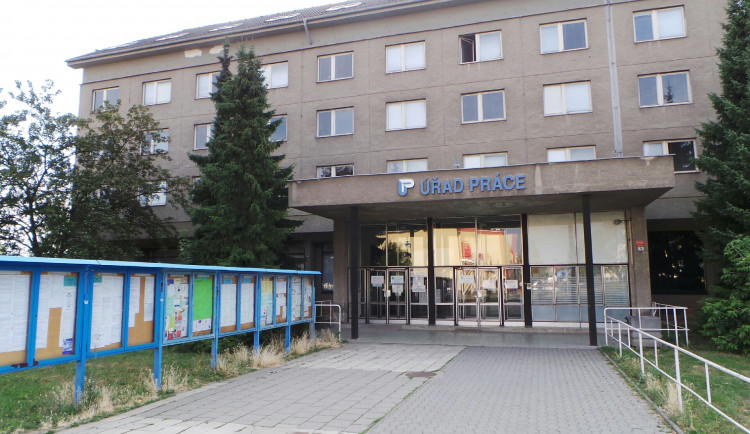 Nezaměstnanost v kraji v dubnu vzrostla