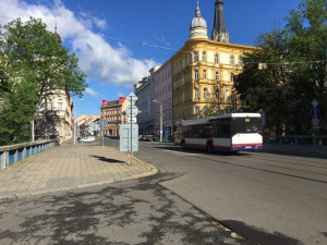 V pondělí se stavět nezačalo. Plánovaná uzavírka třídy 1. máje se odkládá