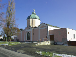 FOTO: Zábřeh bude mít brzy dokončenou smuteční síň, bude mít i "boží oko"