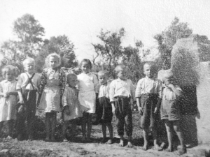 Olomoucké studentky zachránily z Údolí smrti desítky dětí. O jejich činu se po dlouhá desetiletí nevědělo