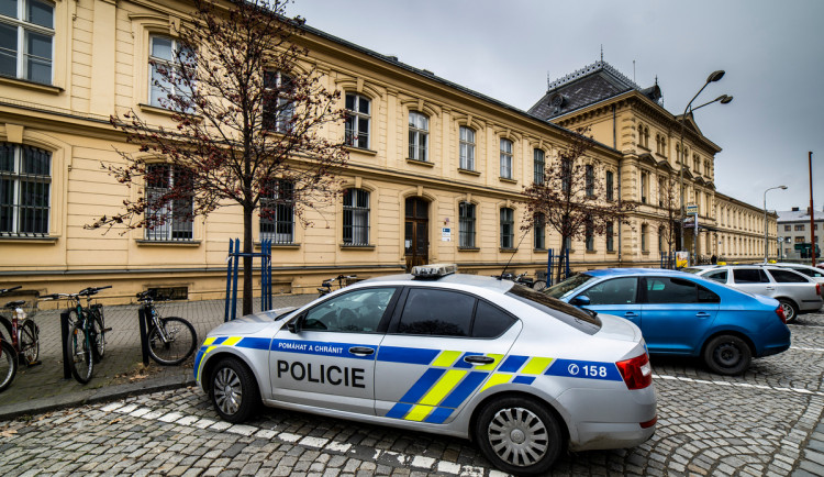 Bezpečnější přerovské nádraží. Policie hledá kolegy do nového oddělení hlídkové služby