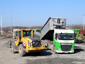 V tradiční regionální firmě Olomoucká dopravní najde místo automechanik i strojvedoucí