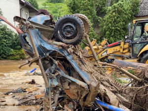 Je to jako apokalypsa, říkají obyvatelé Břevence, který zatopila přívalová voda