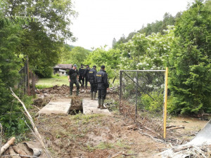 FOTO: Pokračuje pátrání po pohřešované ženě z Oskavy, prohledávají se toky i naplaveniny