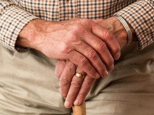 Domov důchodců v Litovli čeká další testování, je vyhlášen zákaz návštěv