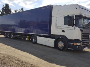 Olomoučtí celníci zadrželi kamion při nelegální přepravě 18 tun odpadu