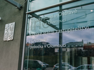 Odběratelé Březinova lihu z Hluboček vyfasovali u soudu 10 let